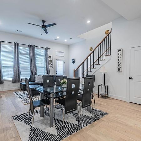 Luxury 3Br, Ks Bed Mins Away 4Rm Dtown, Med Ctr Villa Houston Bagian luar foto