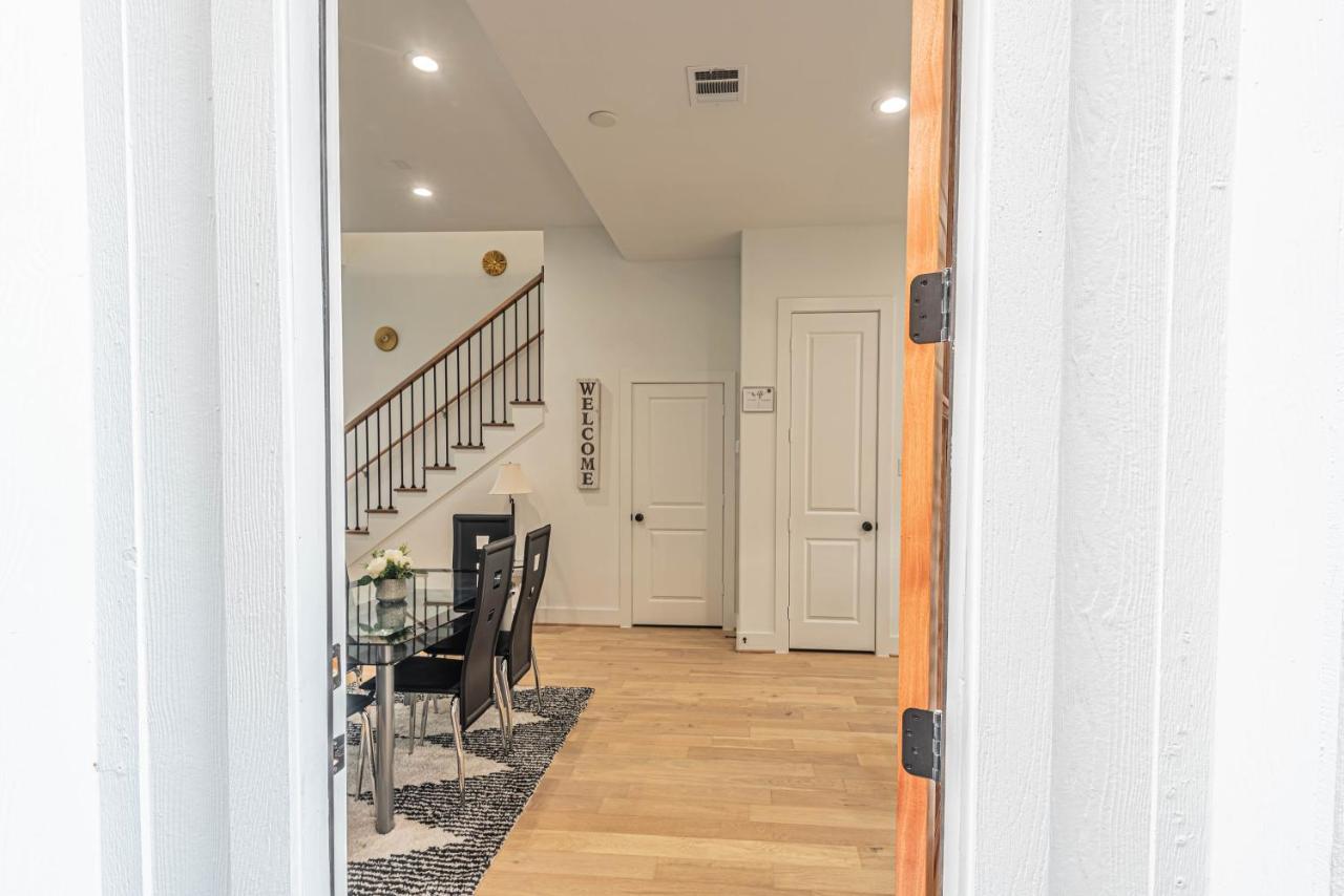 Luxury 3Br, Ks Bed Mins Away 4Rm Dtown, Med Ctr Villa Houston Bagian luar foto