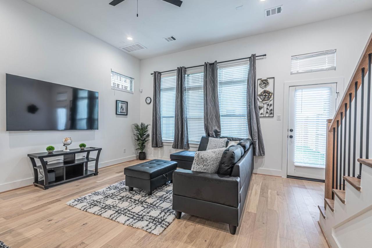Luxury 3Br, Ks Bed Mins Away 4Rm Dtown, Med Ctr Villa Houston Bagian luar foto