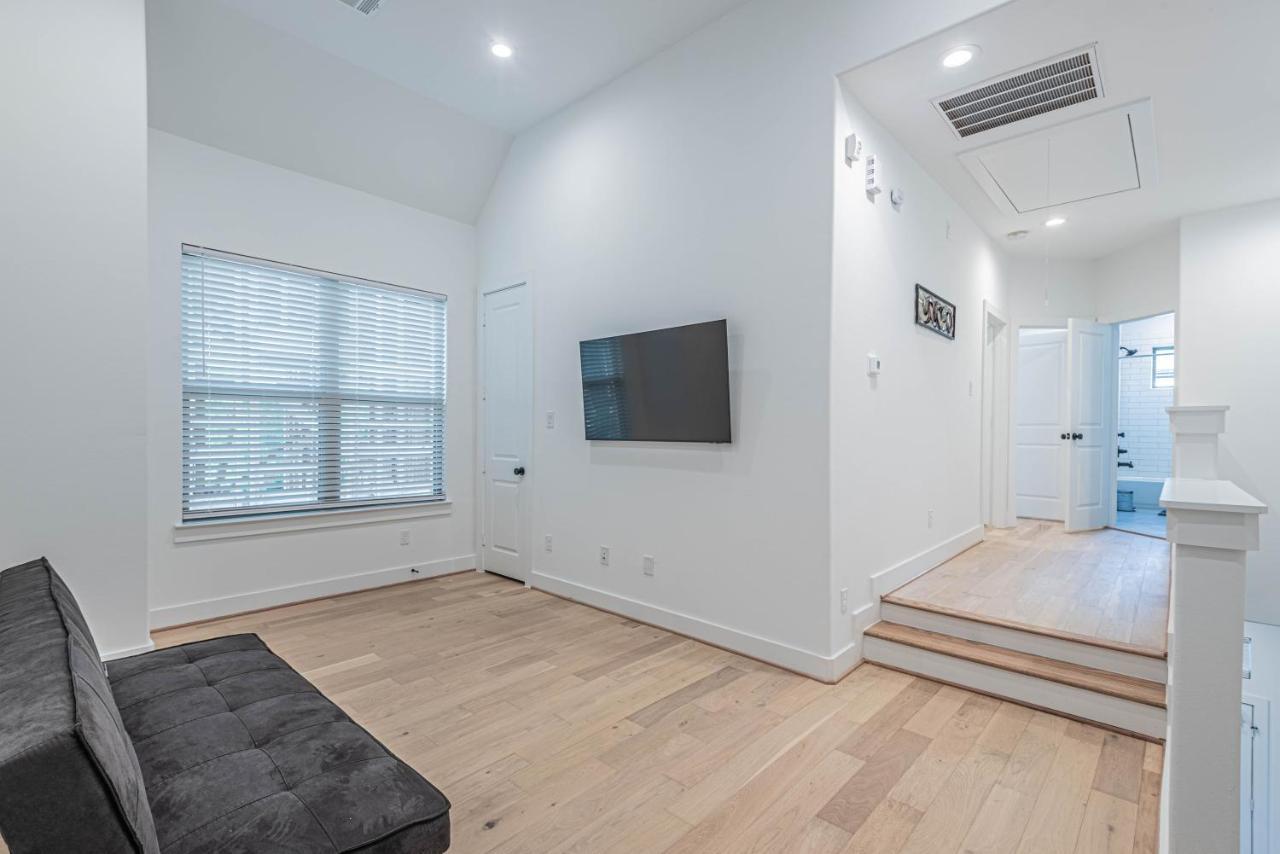 Luxury 3Br, Ks Bed Mins Away 4Rm Dtown, Med Ctr Villa Houston Bagian luar foto